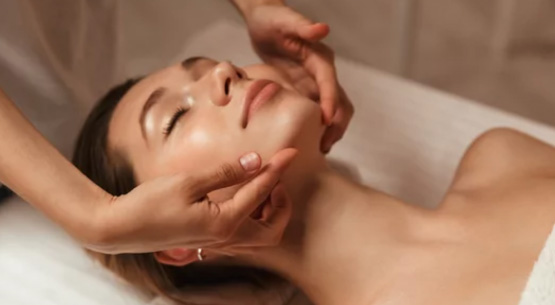 Massage Tenerife, Ocean Breeze Massage and Wellness Center Playa de las Americas - Full Body Massage